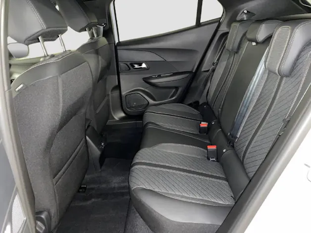 Peugeot 2008 1.2 Hybrid 145 Allure Premium