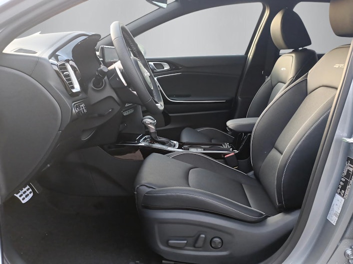 Vehicle image KIA CEED