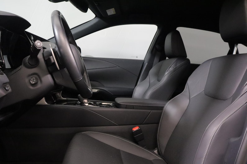 Vehicle image LEXUS RX