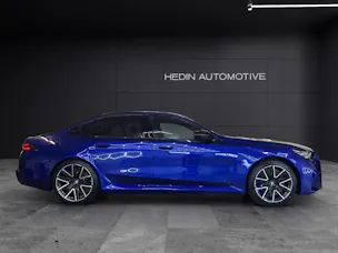 BMW M5 xDrive