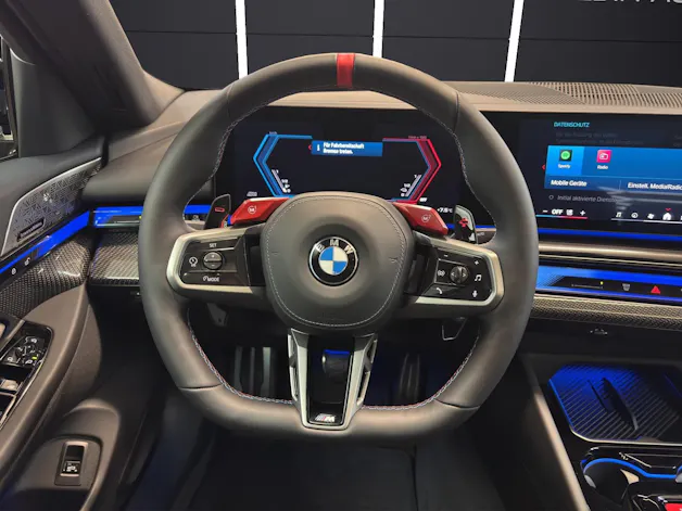 BMW M5 xDrive