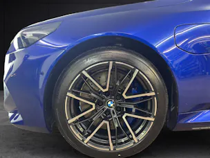 BMW M5 xDrive