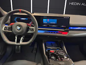 BMW M5 xDrive