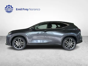 https://vehicle.imgix.net/4107359/b56b4add-38a7-4b52-bf46-03c3bf0c7fe3.jpg
