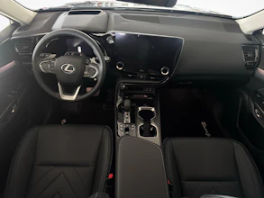 https://vehicle.imgix.net/4107359/fec987a0-8a21-48c5-9dce-86d961d933cc.jpg
