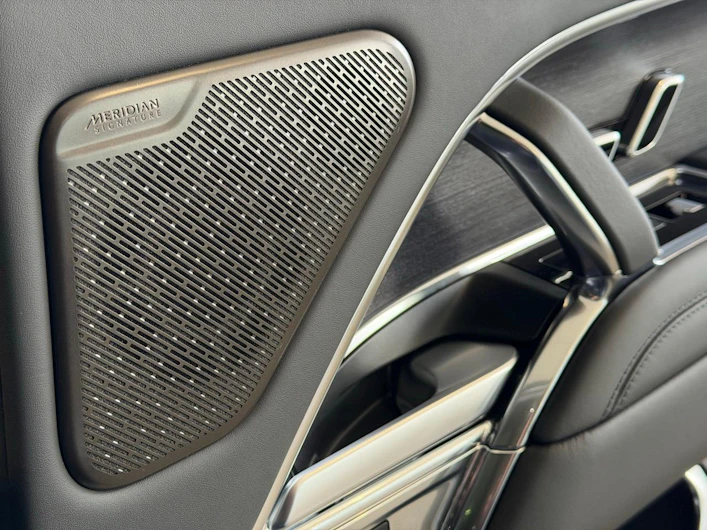 Fahrzeugbild LAND ROVER RANGE ROVER
