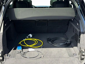 https://vehicle.imgix.net/4107362/4eea8b94-4068-4a08-9e3e-7026bccb4bc0.jpg