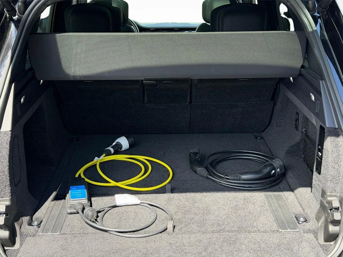 Fahrzeugbild LAND ROVER RANGE ROVER