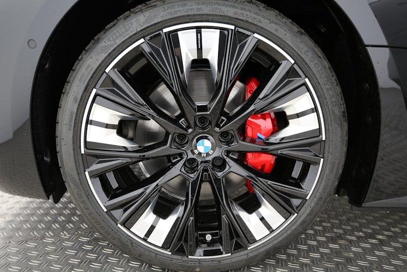 Vehicle image BMW i4