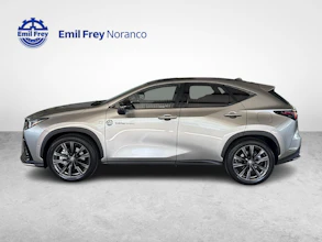 https://vehicle.imgix.net/4107370/3cd41a36-bb7a-488e-84a3-c30ea484e85b.jpg