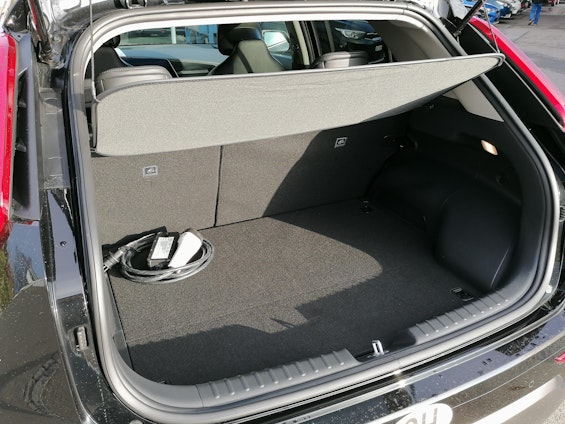 Vehicle image 9 Vehicle image 9