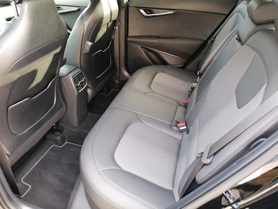 Vehicle image 8 Vehicle image 8