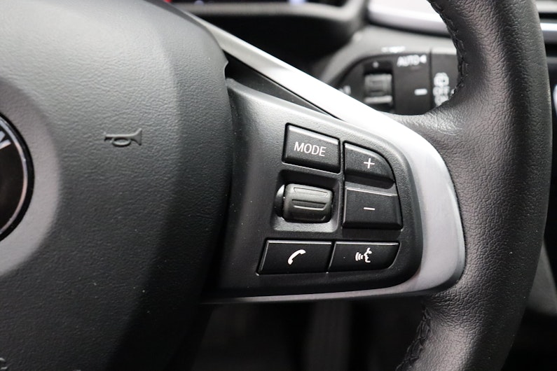 Vehicle image BMW X1