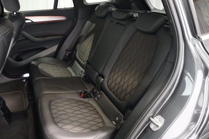 Vehicle image BMW X1