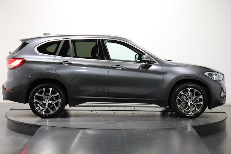 Vehicle image BMW X1