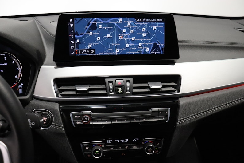 Vehicle image BMW X1