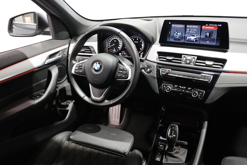 Vehicle image BMW X1