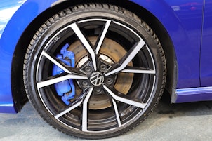 Vehicle image VW Golf VIII 2.0 TSI R DSG 4motion