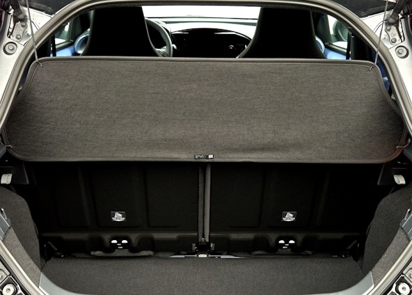 Vehicle image 17 Vehicle image 17