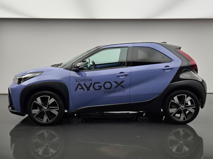 Vehicle image TOYOTA AYGO X