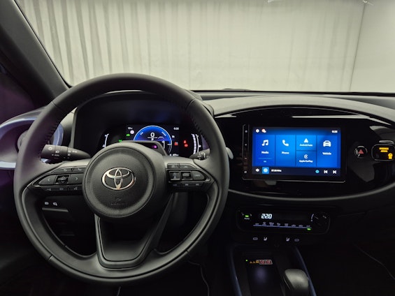 Vehicle image 5 Vehicle image 5