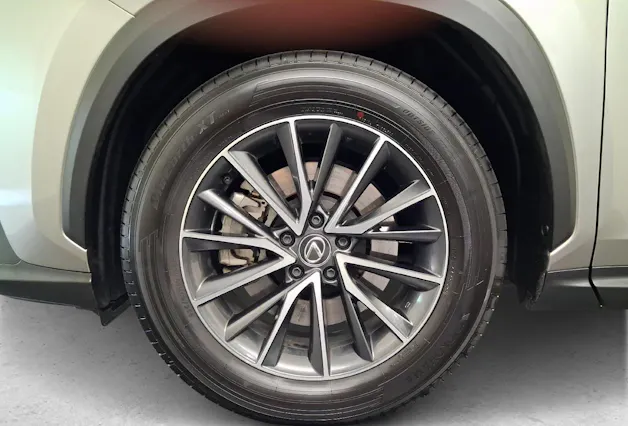 Lexus NX 450h+ Comfort