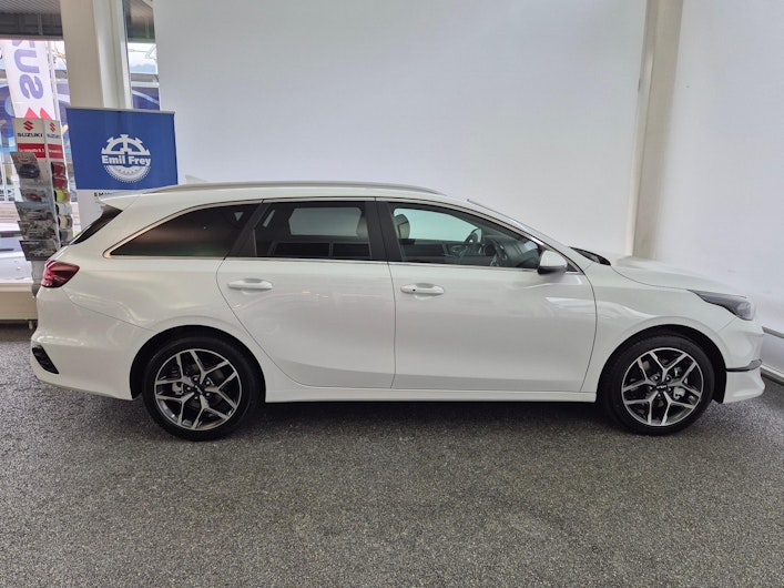 Vehicle image KIA CEED