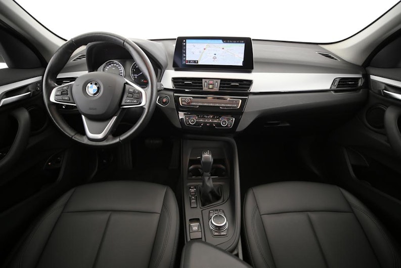 Vehicle image BMW X1