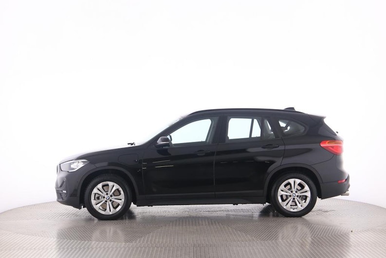 Vehicle image BMW X1