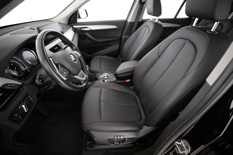 Vehicle image BMW X1