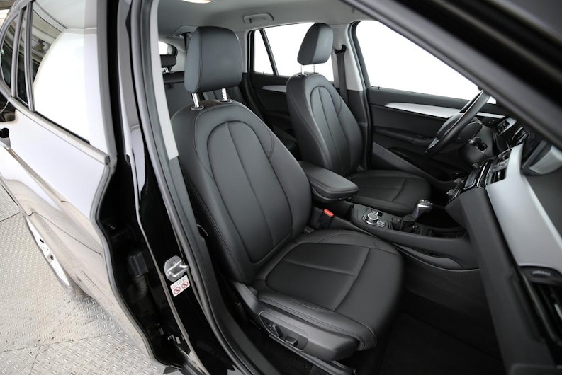 Vehicle image BMW X1