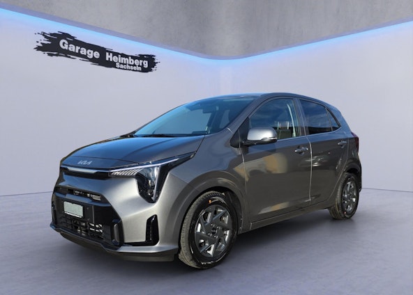 First vehicle image First vehicle image