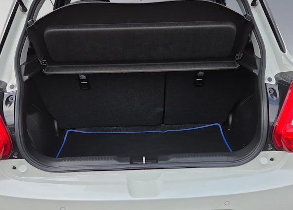 Vehicle image 17 Vehicle image 17