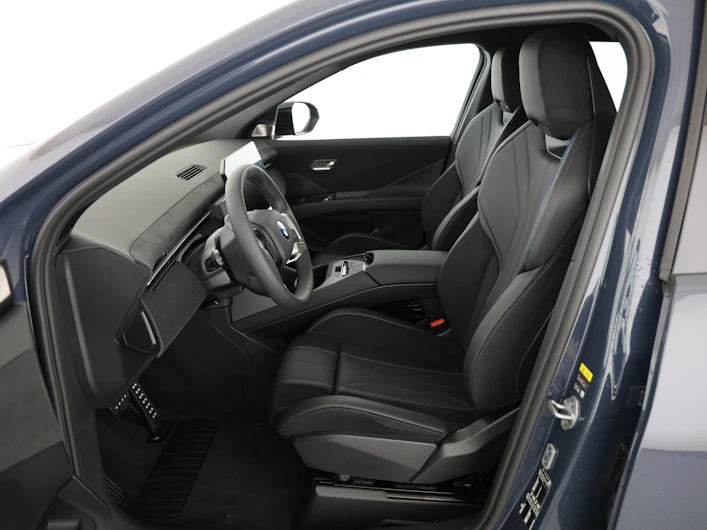 Fahrzeugbild BMW iX3