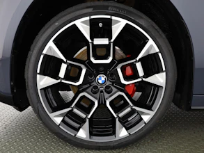 https://vehicle.imgix.net/4107569/35f8acbd-c180-4d09-abd0-6ef00d8730e8.jpg