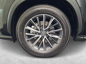 https://vehicle.imgix.net/4107587/d894fcd0-8126-4072-b780-440b3eaa0f02.jpg