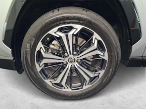 Fahrzeugbild TOYOTA RAV4 2.5 Plug-In-Hybrid Platinum