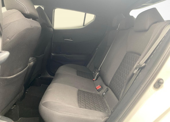 Vehicle image 4 Vehicle image 4