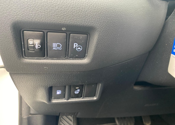 Vehicle image 14 Vehicle image 14