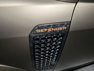 Land Rover Defender 110 4.4 V8 Octa