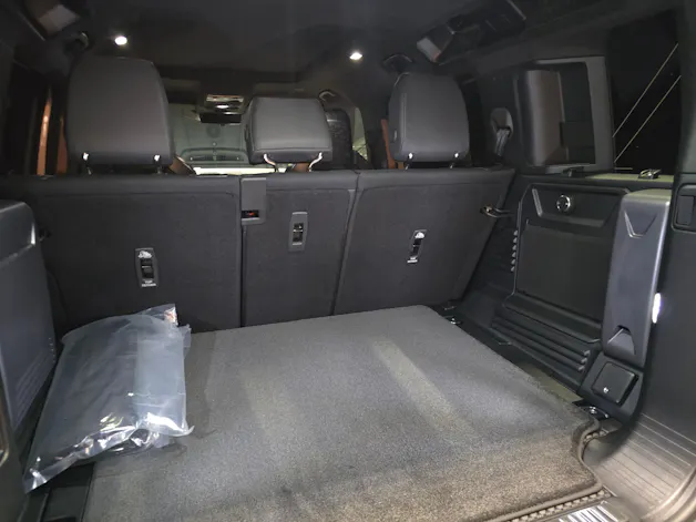 Land Rover Defender 110 4.4 V8 Octa