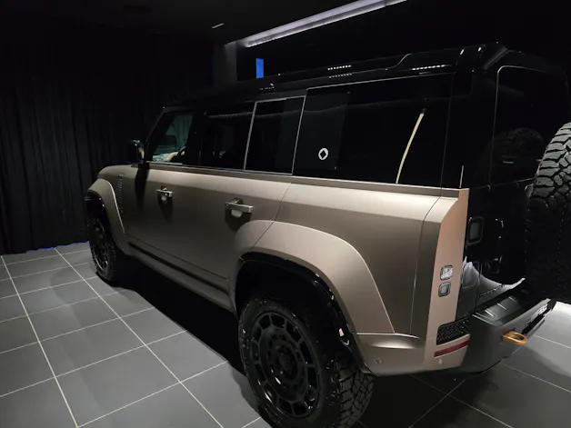 Land Rover Defender 110 4.4 V8 Octa
