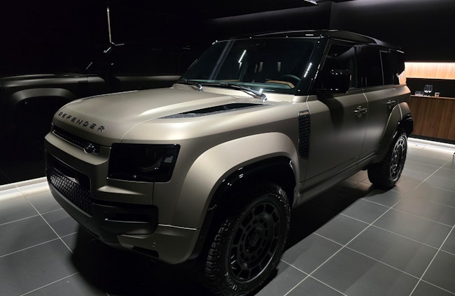 First vehicle image First vehicle image