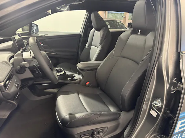 Subaru Solterra eV Luxury AWD
