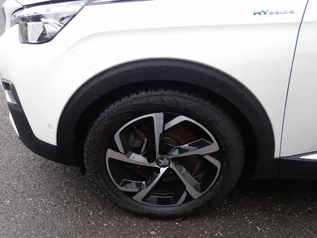 Peugeot 3008 1.6 Plug-in Hybrid4 GT