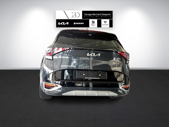 Vehicle image 3 Vehicle image 3