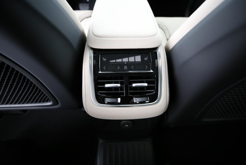 Vehicle image VOLVO XC90