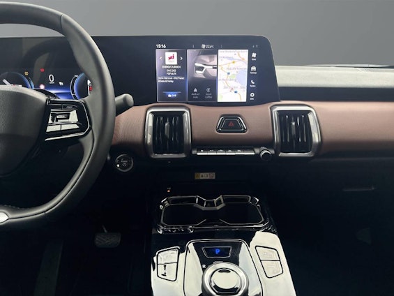 Vehicle image 8 Vehicle image 8