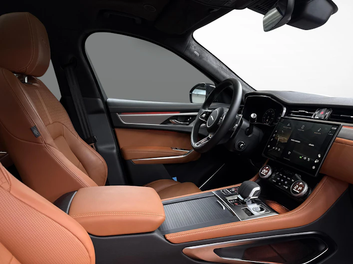 immagine del veicolo JAGUAR F-PACE