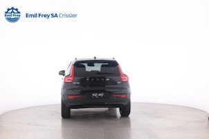 Vehicle image VOLVO XC40 2.0 B4 MH Plus Dark